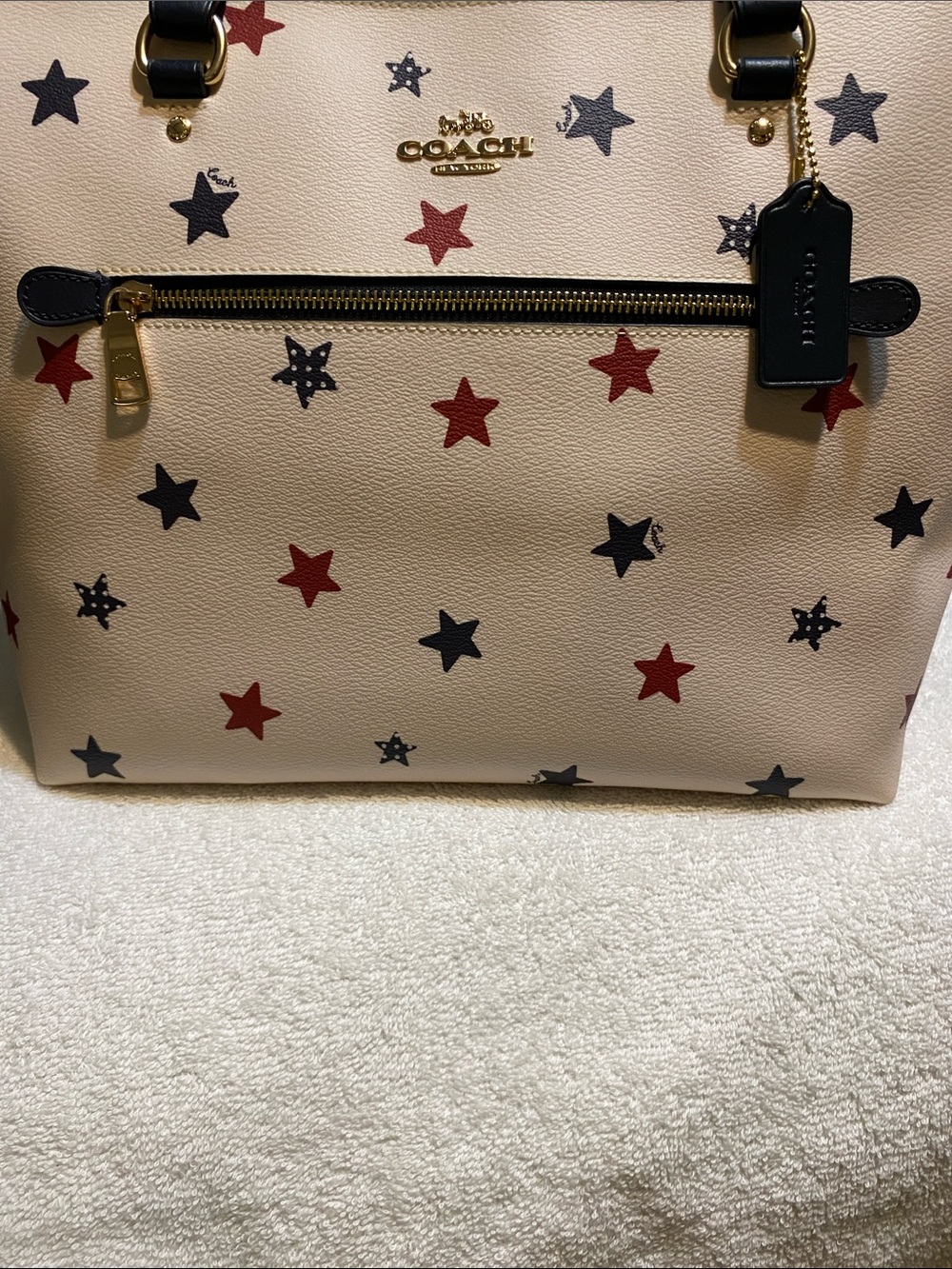 Coach Star Gallery Tote - Picture 14 of 14